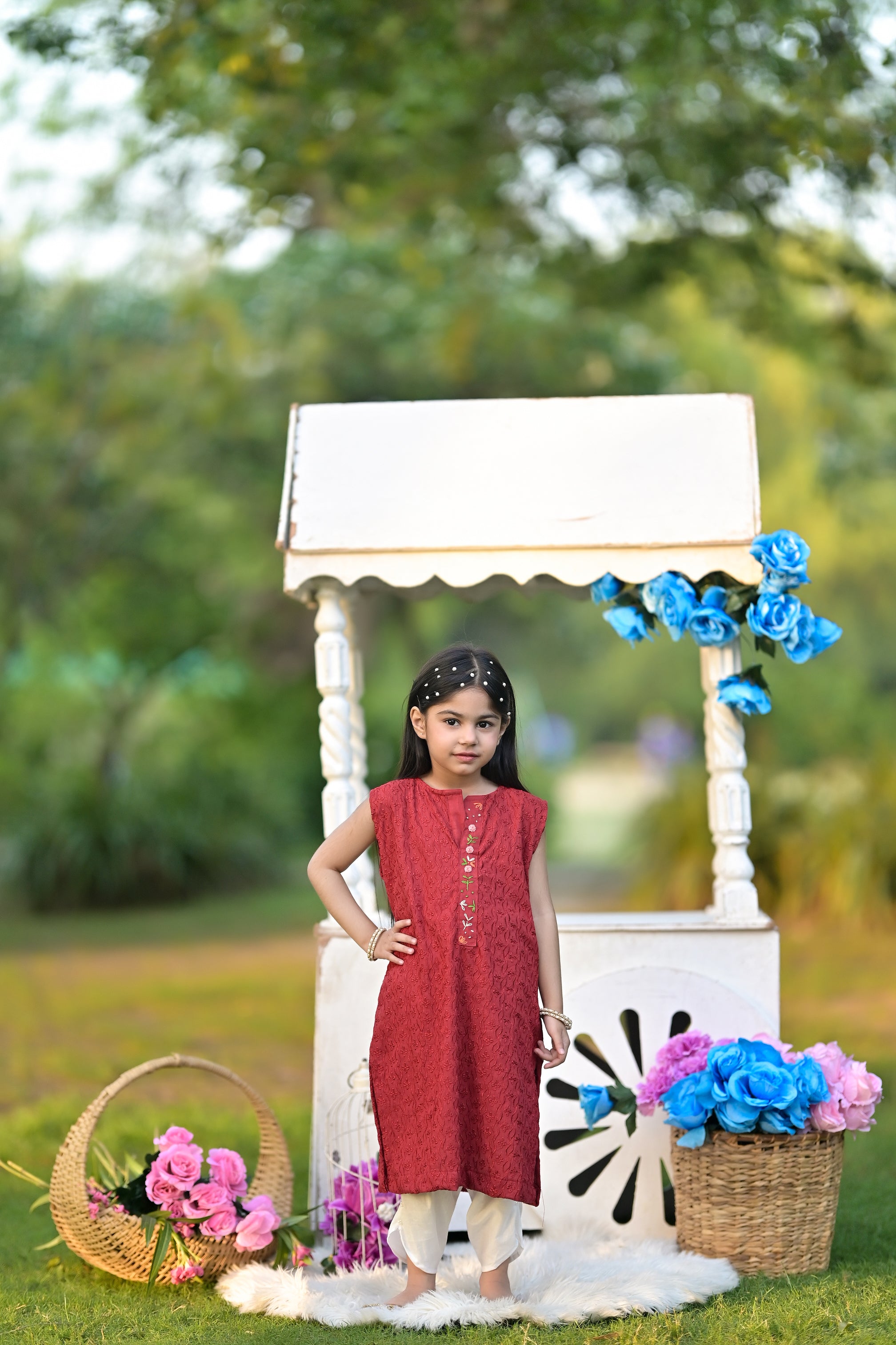 2-Piece Crimson Lily